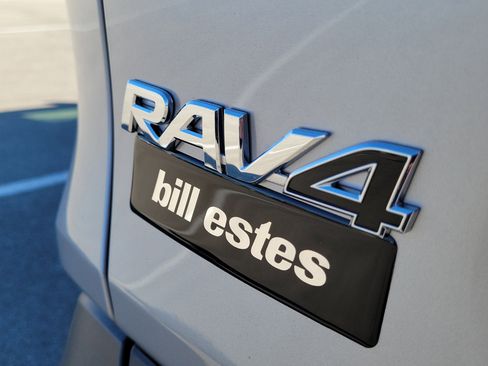 Used 2025 Toyota RAV4 Limited image 9