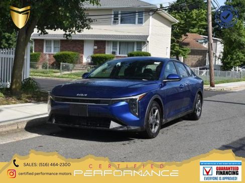 Used 2025 Kia K4 FWD image 1