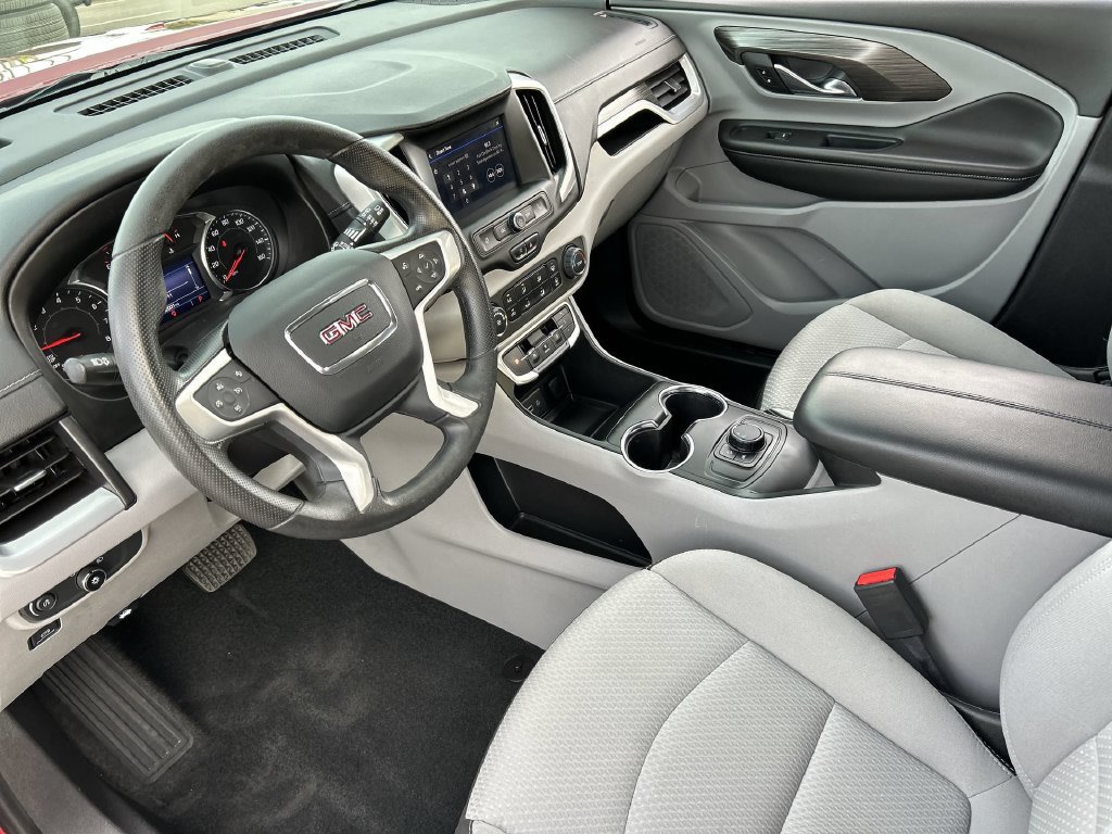 Used 2023 GMC Terrain SLE FWD image 10