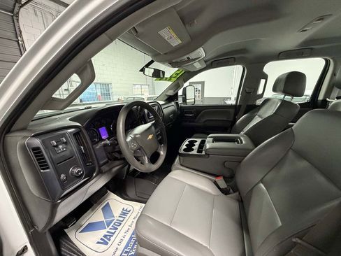 Used 2015 Chevrolet Silverado 3500 W/T w/ Snow Plow Prep Package image 11