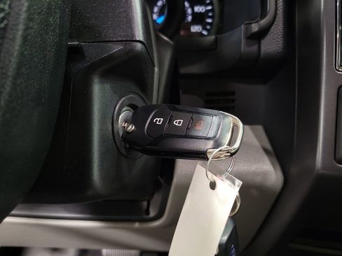 Used 2017 Ford F150 XLT image 18