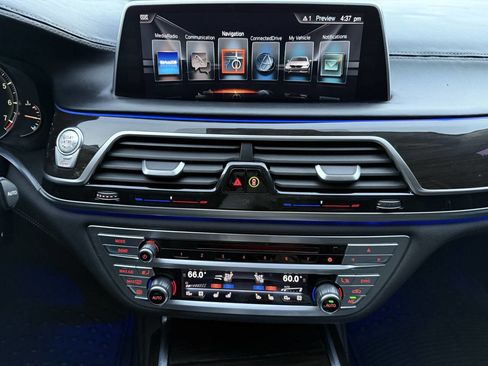 Used 2016 BMW 750i xDrive image 43