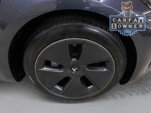 Used 2022 Tesla Model 3 Long Range AWD/4WD image 17