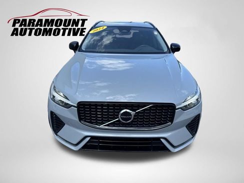 Used 2024 Volvo XC60 B5 Core w/ Protection Package Premier AWD/4WD image 2