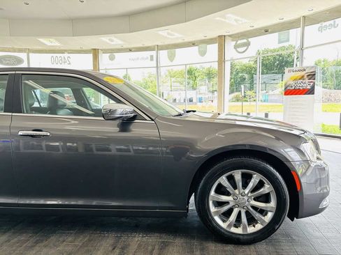 Used 2016 Chrysler 300 C AWD/4WD image 3