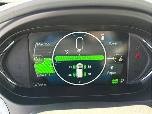 Used 2020 Chevrolet Bolt Premier w/ Infotainment Package FWD image 11