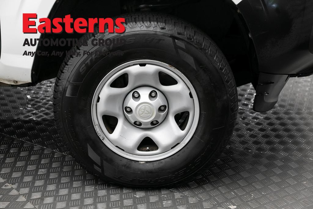 Used 2020 Toyota Tacoma SR RWD image 30