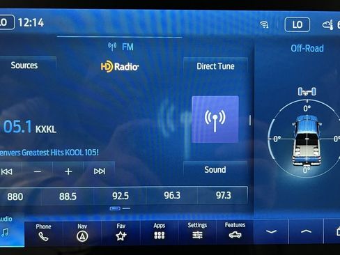 Used 2023 Ford F150 Lariat w/ Equipment Group 502A High image 39