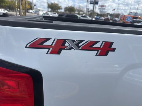 Used 2018 Chevrolet Silverado 2500 W/T w/ WT Convenience Package image 5