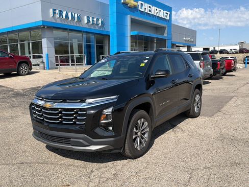 Used 2025 Chevrolet Equinox LT w/ Convenience Package II AWD/4WD image 1