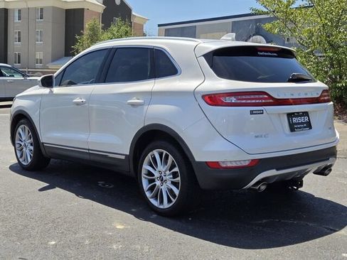 Used 2017 Lincoln MKC Reserve FWD image 5