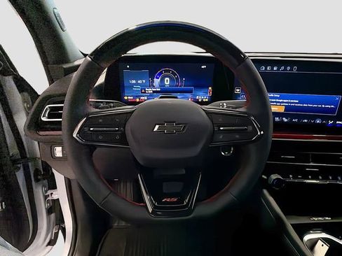 New 2026 Chevrolet Traverse RS image 10