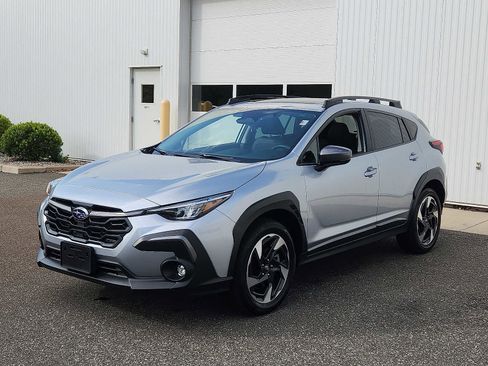 Used 2024 Subaru Crosstrek 2.5i Limited image 3