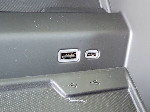 New 2026 Chevrolet Suburban High Country image 15