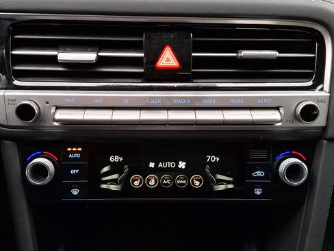 Certified 2026 Genesis G70 2.5T image 15