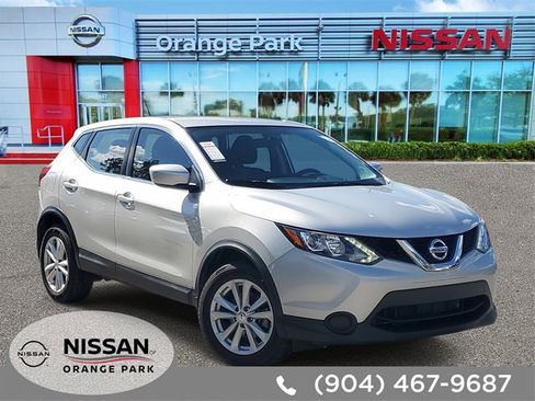 Used 2017 Nissan Rogue Sport S w/ S Appearance Package image 1