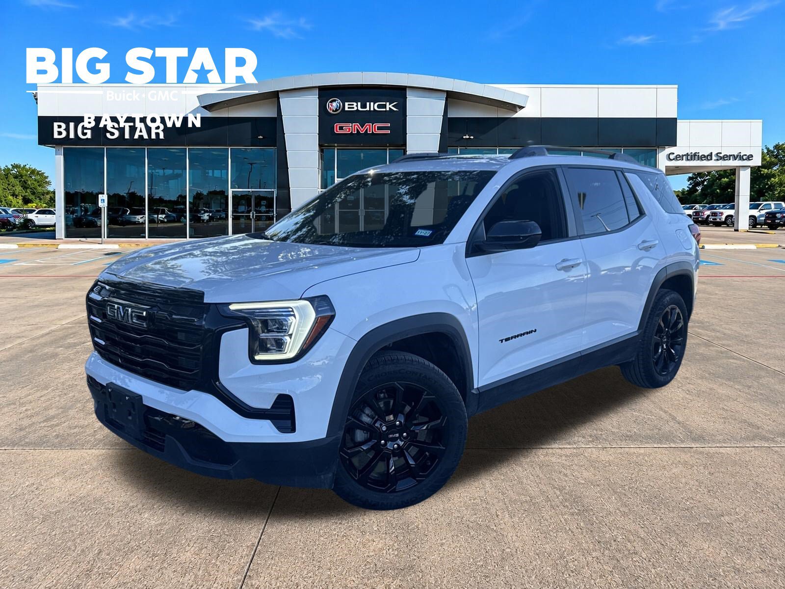 Used 2026 GMC Terrain Elevation w/ Elevation Premium Package FWD image 1