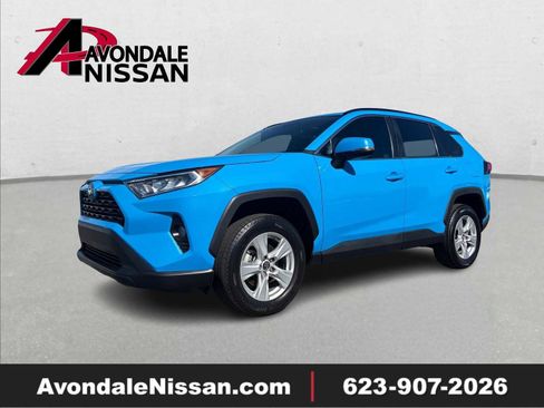 Used 2019 Toyota RAV4 XLE image 1