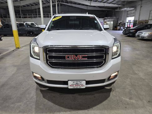 Used 2019 GMC Yukon XL SLT w/ Open Road Package AWD/4WD image 19