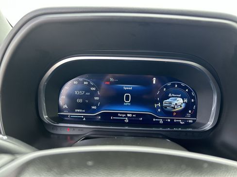 Used 2023 Chevrolet Tahoe Z71 w/ Z71 Off-Road Package image 33