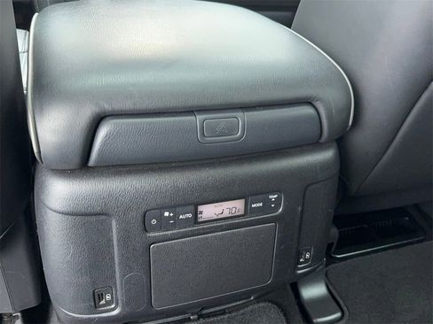 Used 2024 INFINITI QX80 Luxe image 40