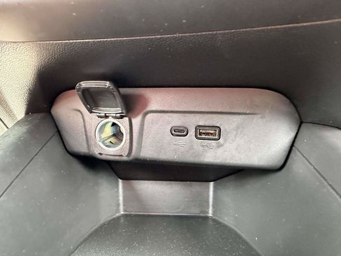 Used 2024 Chevrolet Trax LS FWD image 19