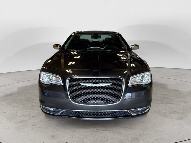 Used 2020 Chrysler 300 Limited AWD/4WD image 9