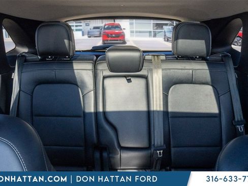 Used 2020 Ford Escape Titanium image 22