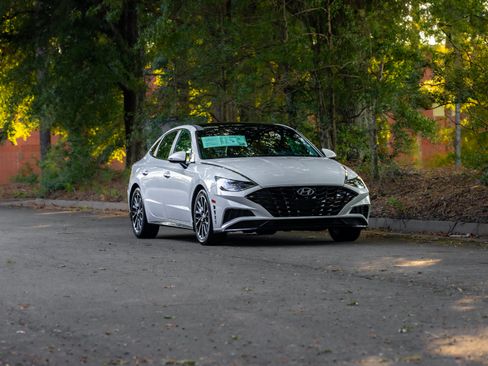 Used 2021 Hyundai Sonata Limited FWD image 41