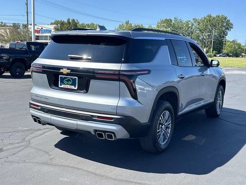 Certified 2024 Chevrolet Traverse LT w/ Trailering Package AWD/4WD image 7
