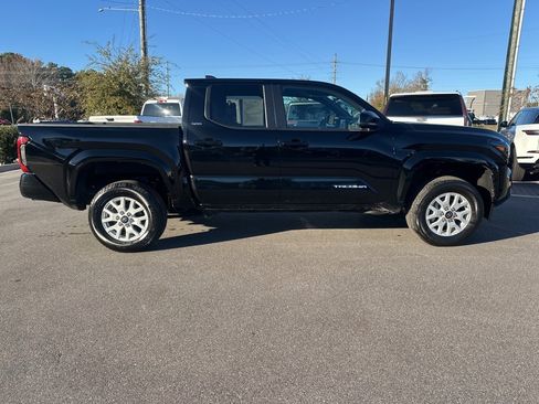 Used 2024 Toyota Tacoma SR5 image 8