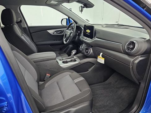Used 2026 Chevrolet Blazer LT FWD image 23