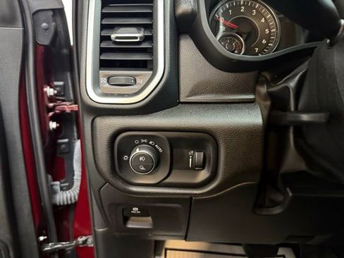 Certified 2025 RAM 1500 Big Horn image 18