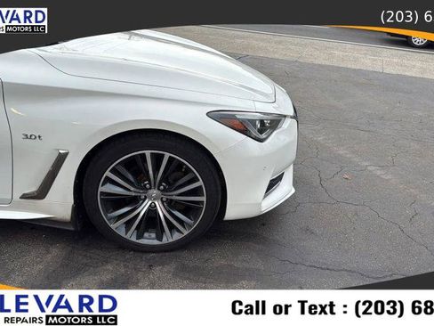 Used 2017 INFINITI Q60 3.0t w/ Premium Plus Package 3.0T AWD/4WD image 12
