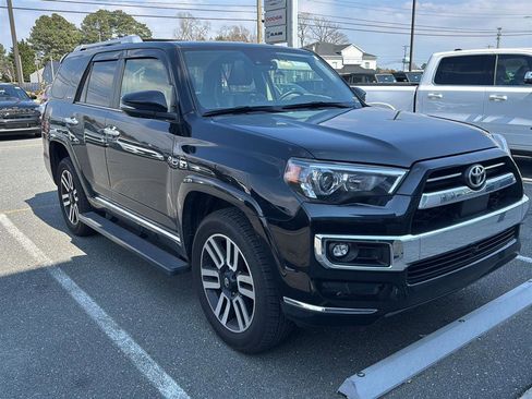 Used 2023 Toyota 4Runner Limited image 9