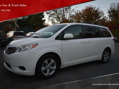 Used 2011 Toyota Sienna LE