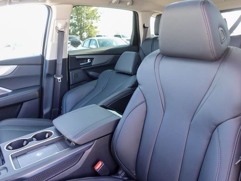 New 2026 Acura MDX SH-AWD image 24