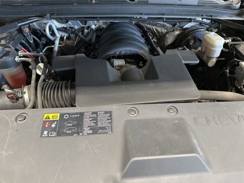 Used 2015 Chevrolet Tahoe LTZ AWD/4WD image 17