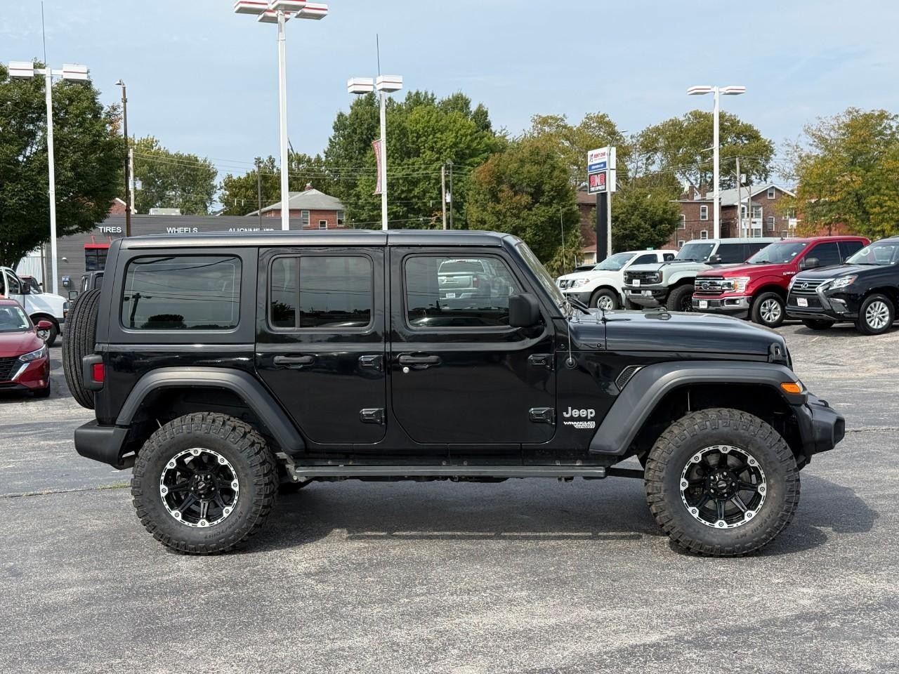 Used 2018 Jeep Wrangler Unlimited Sport AWD/4WD image 5