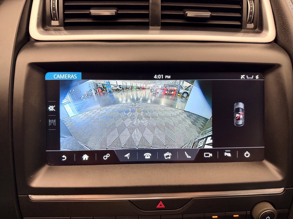 Used 2019 Jaguar E-PACE R-Dynamic S AWD/4WD image 23