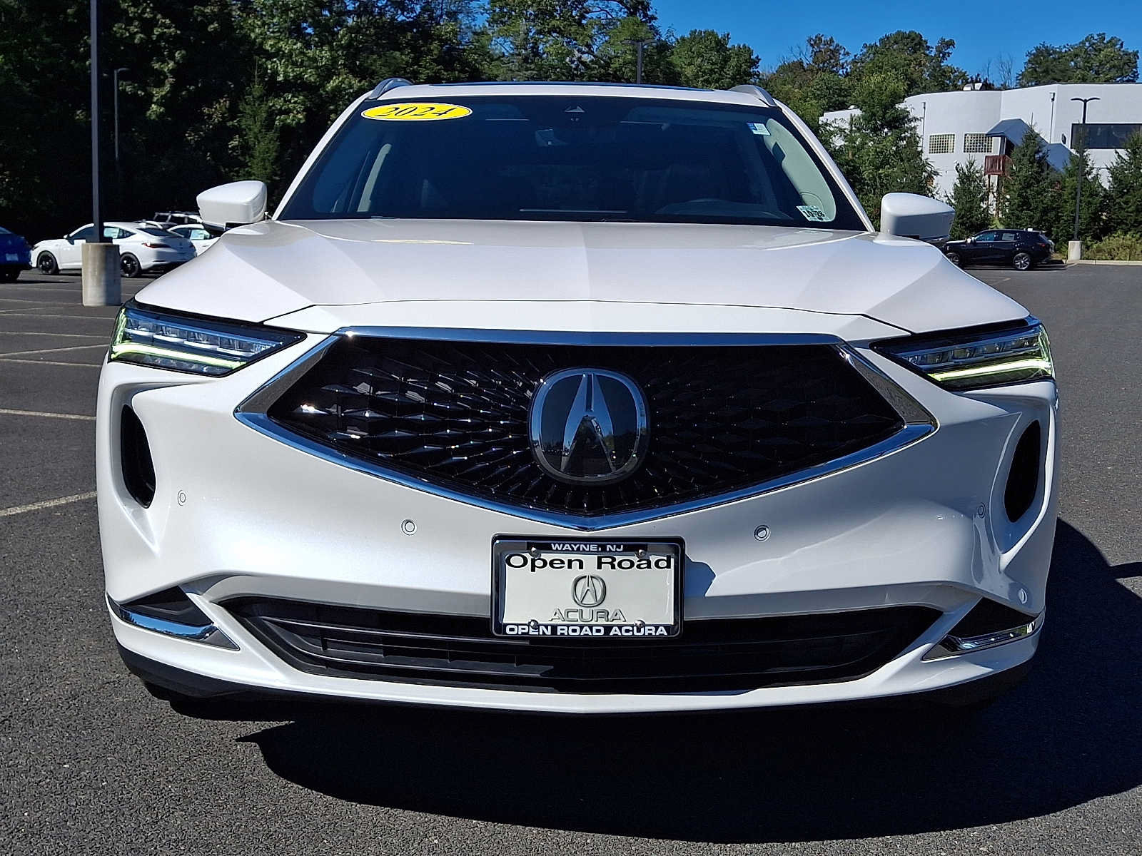 Certified 2024 Acura MDX w/ Technology Package AWD/4WD image 2