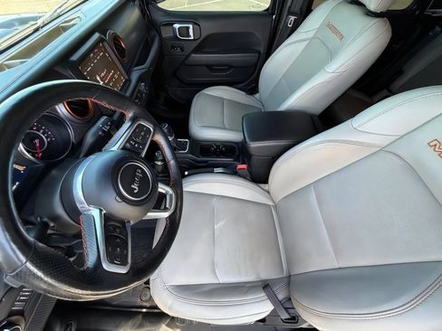 Used 2021 Jeep Gladiator Mojave AWD/4WD image 15