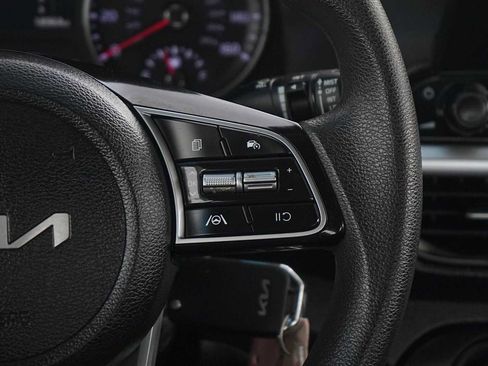 Used 2024 Kia Forte LXS FWD image 18