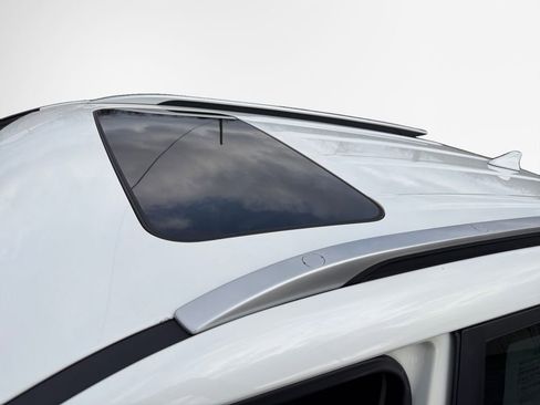 Used 2022 Kia Seltos EX image 23