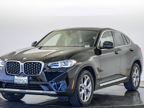 Used 2023 BMW X4 xDrive30i w/ Premium Package AWD/4WD image 1