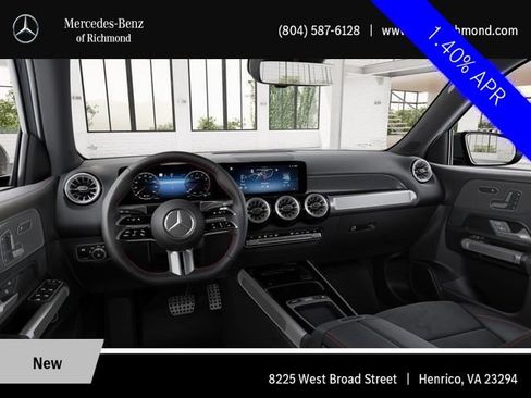 Used 2025 Mercedes-Benz GLB 250 4MATIC image 3