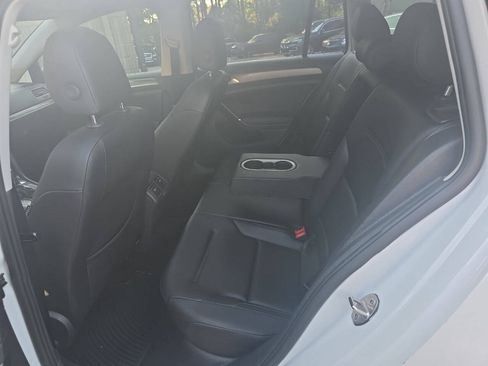 Used 2018 Volkswagen Golf Alltrack SE AWD/4WD image 11