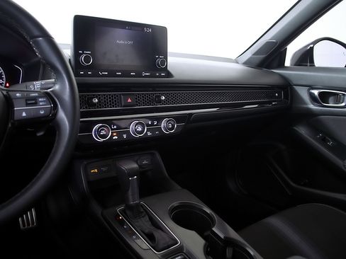 Used 2025 Honda Civic Sport image 26