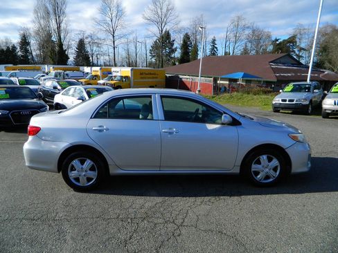 Used 2013 Toyota Corolla L image 9