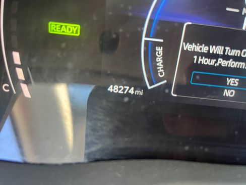 Used 2025 Toyota Camry LE FWD image 17
